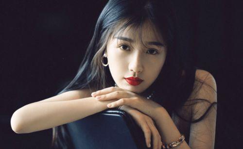 今日爆料虞书欣,甜蜜互动引网友热议！